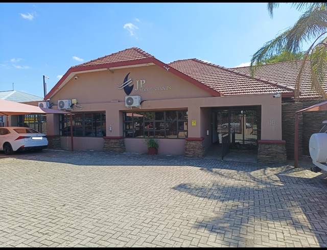 325M² OFFICE FOR SALE IN BO-DORP